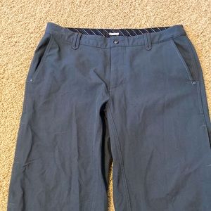 Lululemon Men’s outdoor pant 36